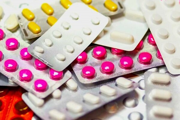 رونمایی از ۳ محصول جدید دارویی دانش بنیان در نمایشگاه ایران فارما