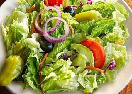 سالاد را باید چه موقع بخوریم؟