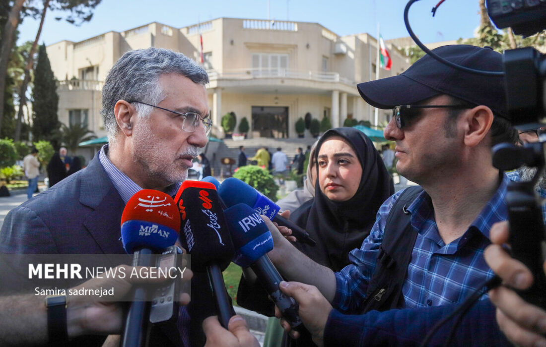 ظفرقندی: پلتفرم‌های حمل دارویی در مرحله عملیاتی قرار می‌گیرند