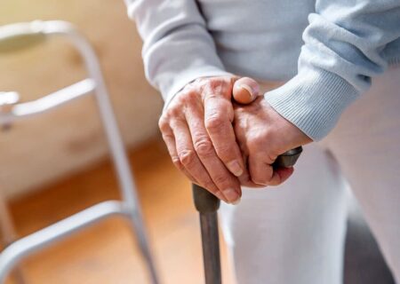 ارگوتراپی چگونه به بیماران اختلالات عصبی کمک می کند