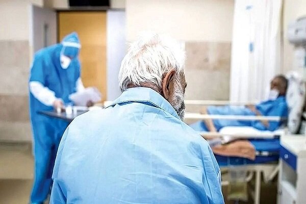 بازنشستگان در میانه راه درمان رها شدند؛ اضطراب تامین هزینه‌ها