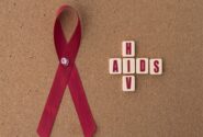 شناسایی ۴۱ هزار مبتلا به HIV در کشور؛ درمان رایگان در ایران
