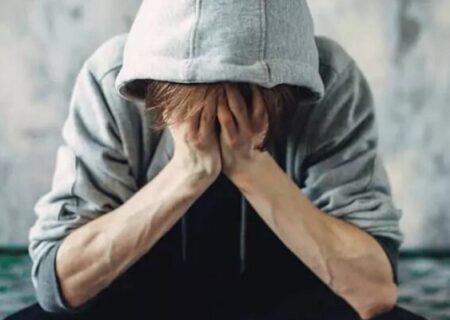 پارانویا اولین زنگ خطر روانی مصرف شیشه است