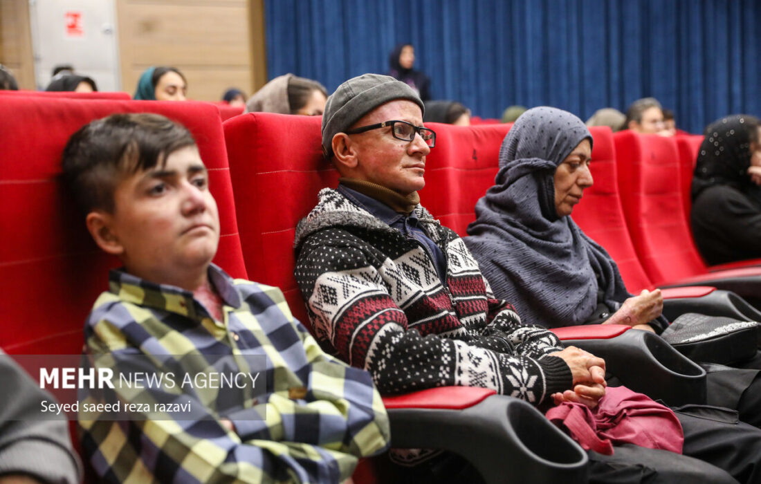 پمادهای حیاتی بیماران پروانه‌ای در ردیف محصولات آرایشی!