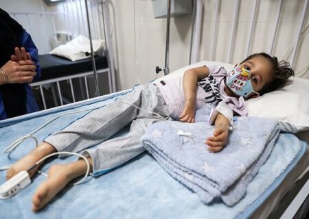 گلودرد نشان‌دهنده سویه جدیدی از کرونا با خطر بالاتر نیست