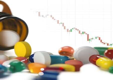 ۶۰ میلیارد ریال داروی غیرمجاز در سواحل بندرلنگه  کشف شد