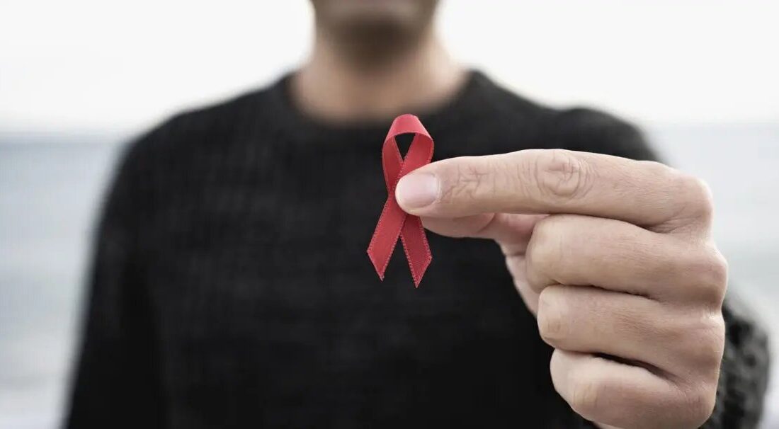 ایران در مسیر مهار HIV؛ درمان رایگان شد، انتقال نزدیک صفر