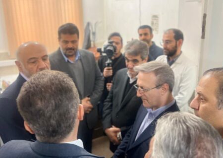 تاکید وزیر کار بر ارتقای کیفیت خدمات درمانی در ایوانکی