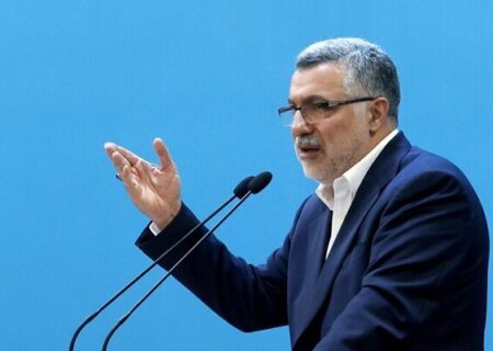 ظفرقندی: تامین دارو از مسیرهای قانونی تضمین می‌شود