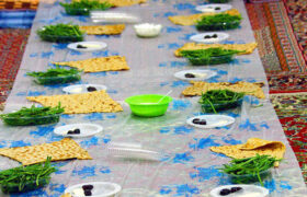 خوردن وعده «سحری» برای روزه‌داران لازم است