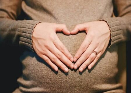 نسخه طب ایرانی برای تولد نوزاد سالم؛ مادران باردار چه بخورند؟