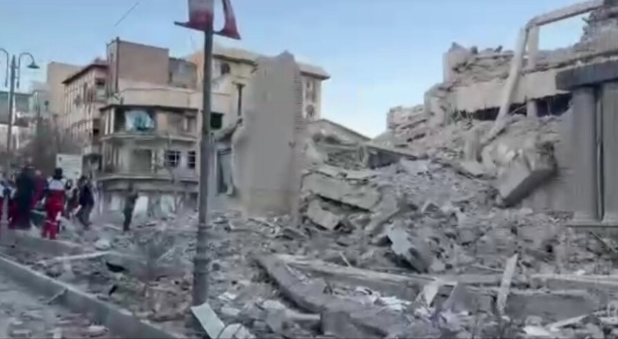 حمله به مراکز انتظامی؛ هدف قراردادن امنیت مردم