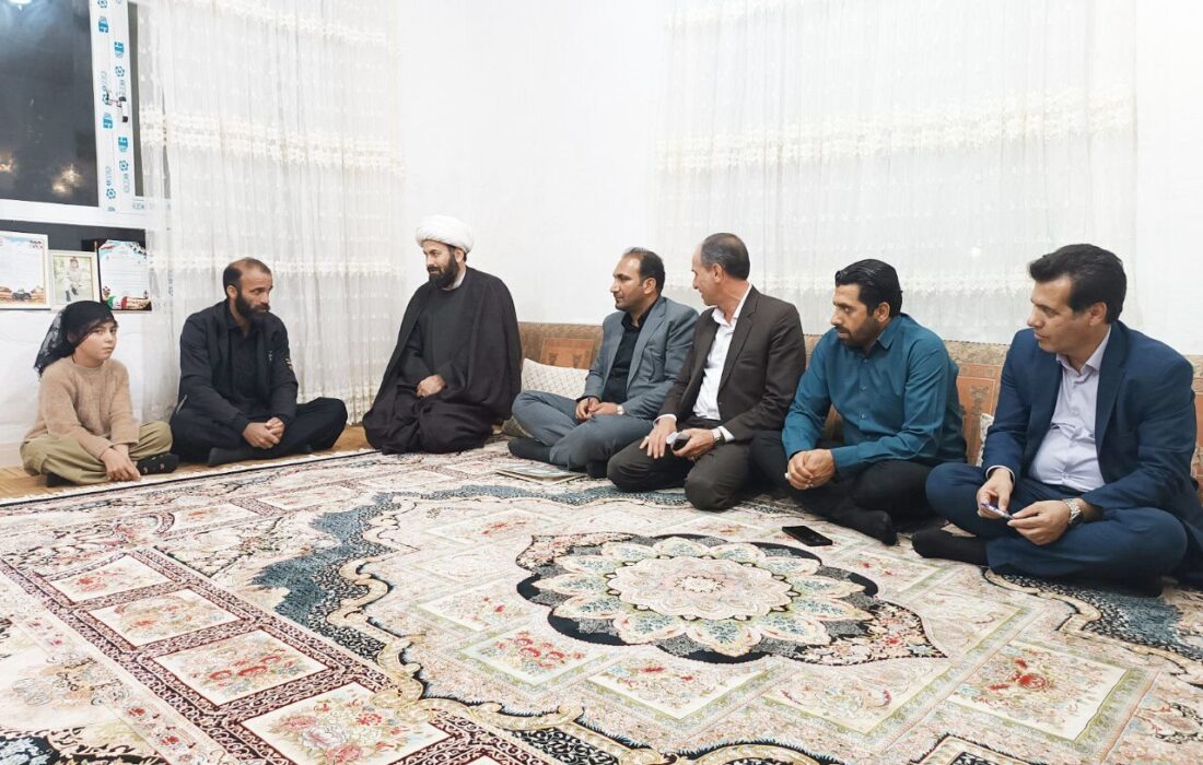 انجام ۳۳۰ دیدار با خانواده‌های شهدای جنگ تحمیلی رمضان در استان ایلام