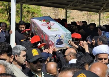 تشییع پیکر شهید «میلاد مرادی‌تبار» در خرم‌آباد