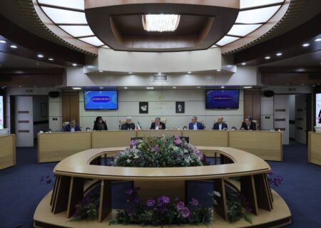 جزئیات جلسه کمیسیون بهداشت با ظفرقندی؛ ضرورت نظارت بر قیمت دارو