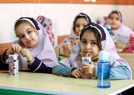 شیوه‌نامه توزیع شیر مدارس نیاز به اصلاح دارد